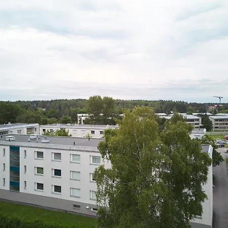 Spacious 2br In A Quiet Neighborhood & Free Parking