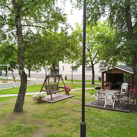 Spacious 2br In A Quiet Neighborhood & Free Parking Apartamento